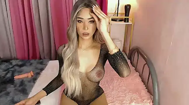 Miss Amandaversace online show from February 21, 12:38 am