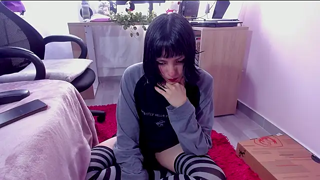 Room312  online show from January 18, 8:48 pm