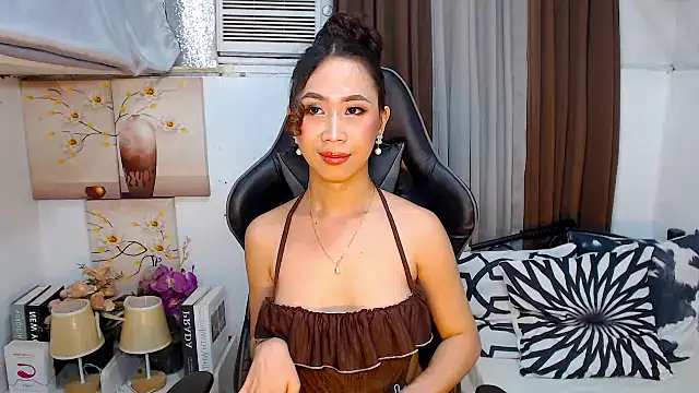 Malena Ts online show from February 9, 11:50 am