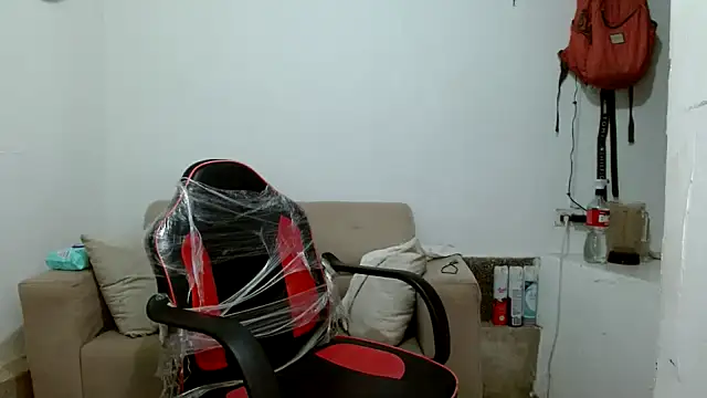 angelamarie1 online show from November 25, 12:45 am