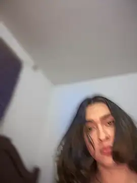 Snapshot of MiahWindsor chatting on March 20, 10:29 pm MiahWindsor online show from March 20, 10:29 pm