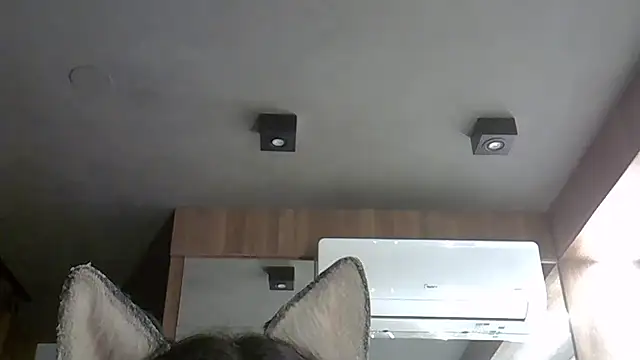 Skinny-Kitten online show from October 28, 3:15 am