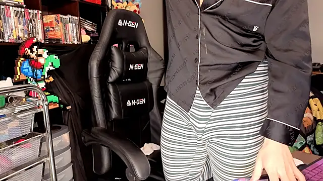 ShinyCherub online show from April 15, 7:58 pm