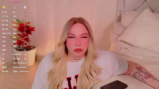 IsabellaFigueredo   online show from February 2, 6:26 am