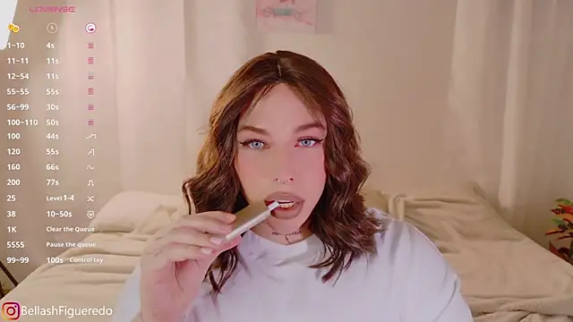 IsabellaFigueredo   online show from February 17, 7:25 am