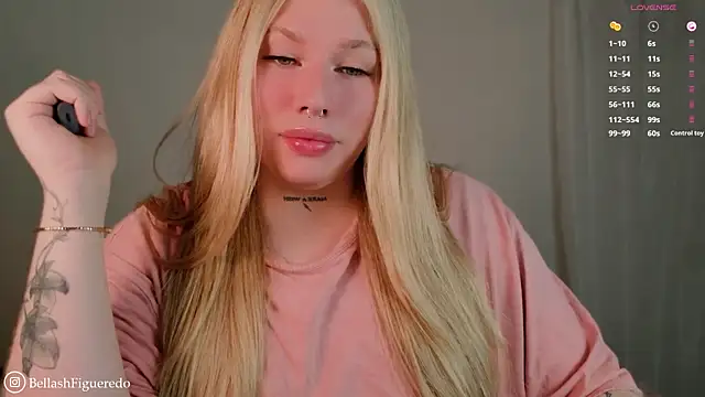 IsabellaFigueredo   online show from March 30, 9:49 pm