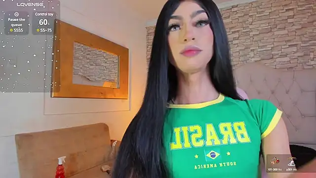 Snapshot of NahiaFox chatting on January 7, 4:20 am NahiaFox online show from January 7, 4:20 am
